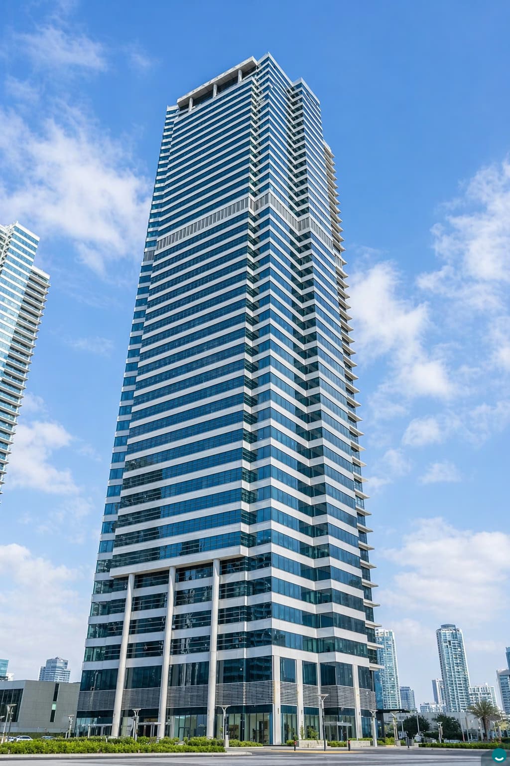 Mazaya Business Avenue AA1