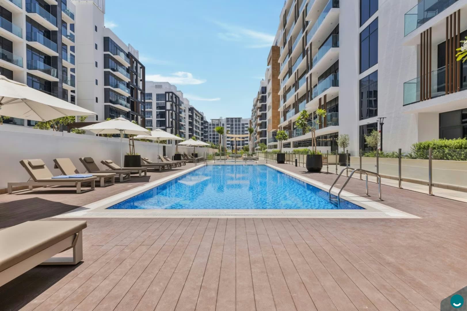 Azizi Riviera 25 3