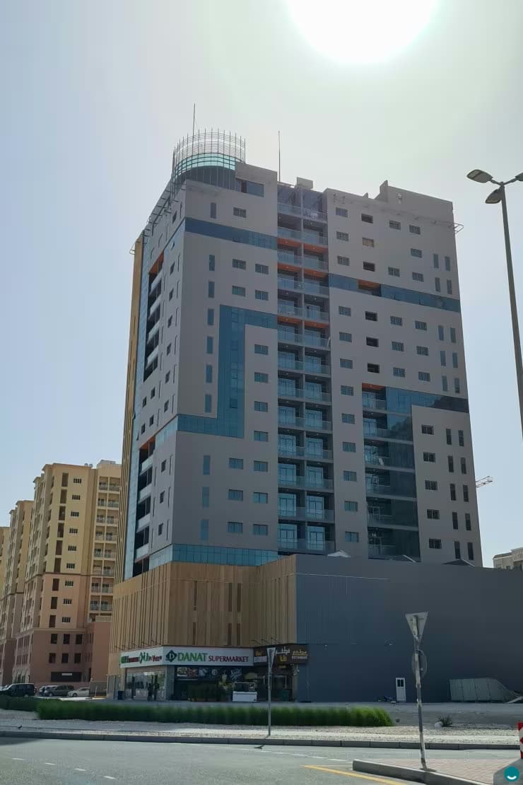 Ikarus Building 3