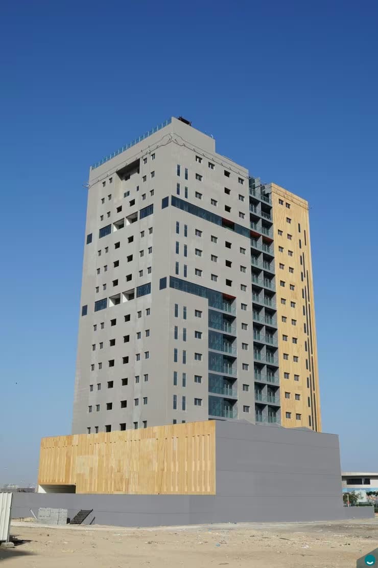 Ikarus Building 5