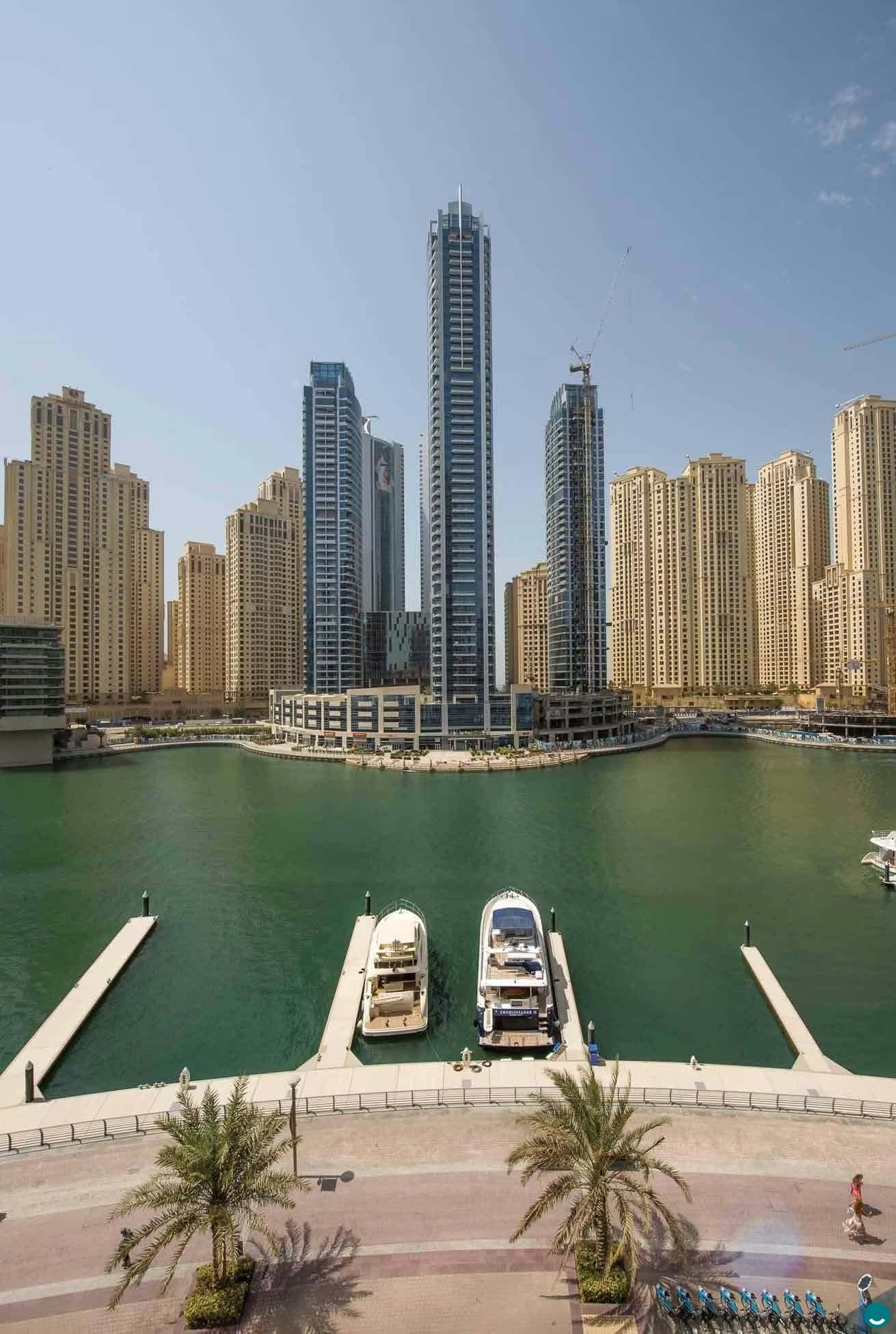 Marina Gate 1