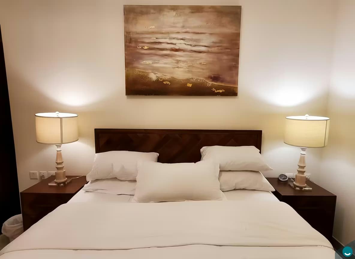 Marina Suites 2