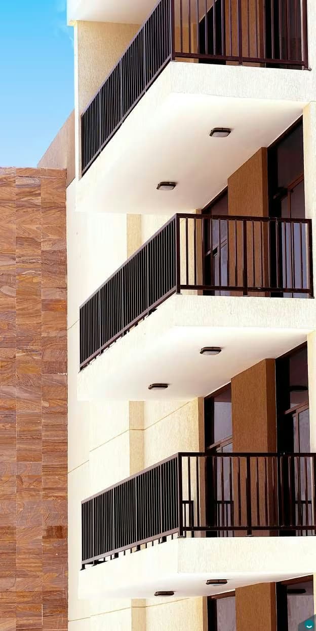 RR Residence 4