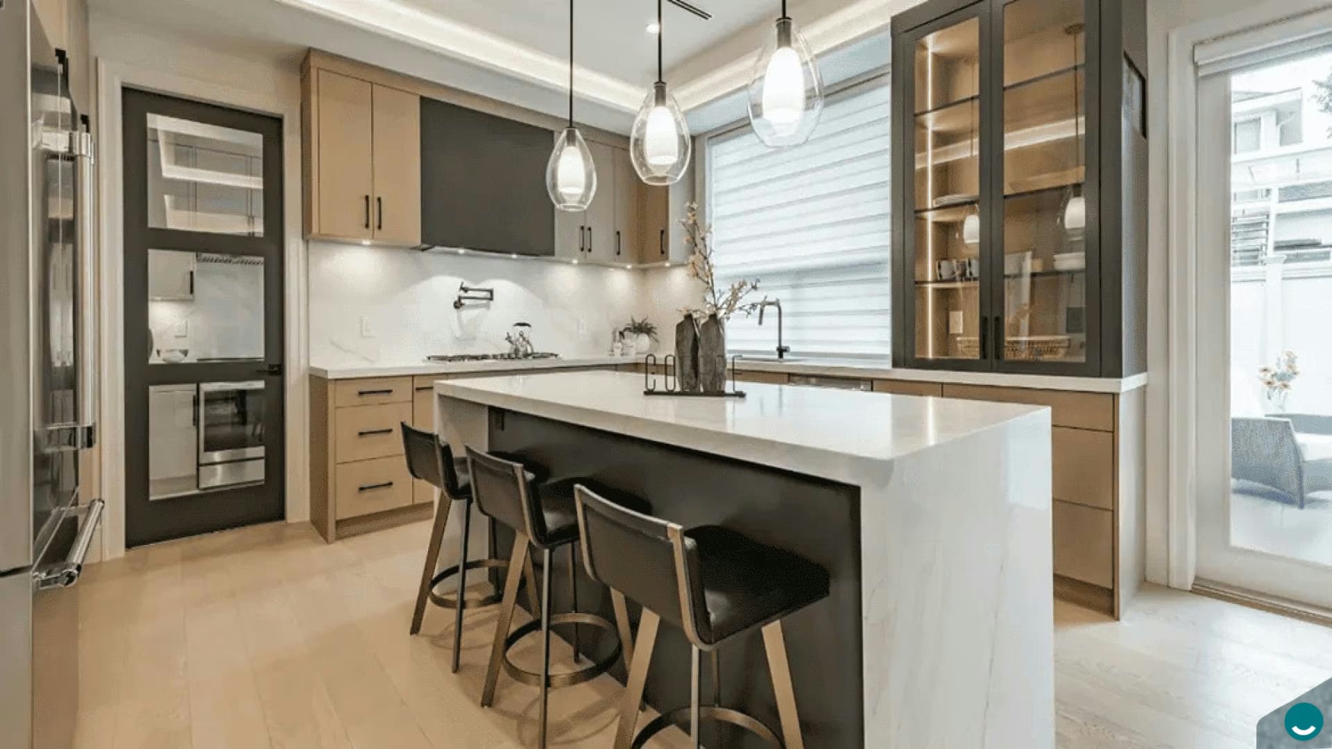 Triana Residences 4